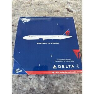 GeminiJets 1:400 Delta Air Lines Boeing 777-200LR N702DN GJDAL777A Airplane